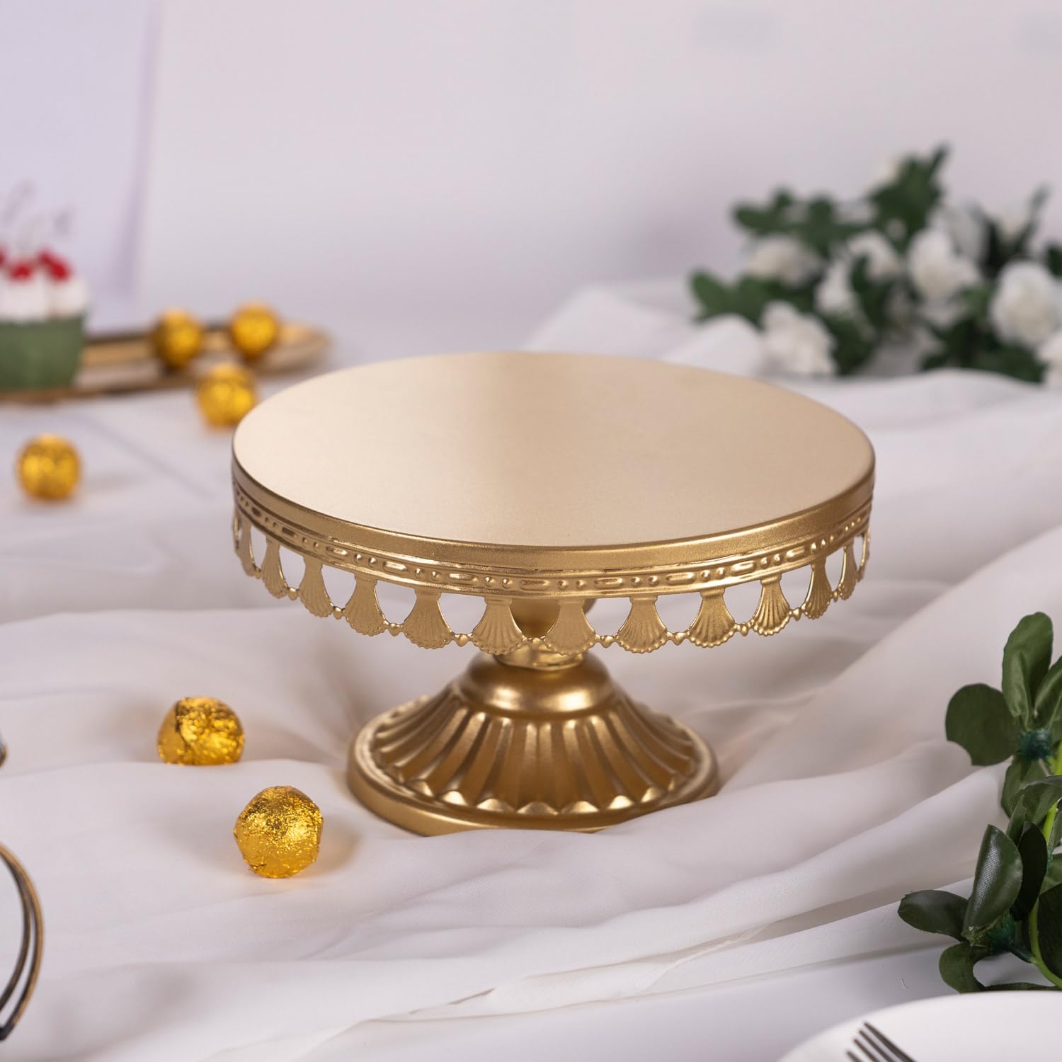 Capesaro Gold Cake Stand,8 Inches Round Cupcake Stands Metal Party Dessert Display Stand for Wedding Brithday Celebration Baby Shower