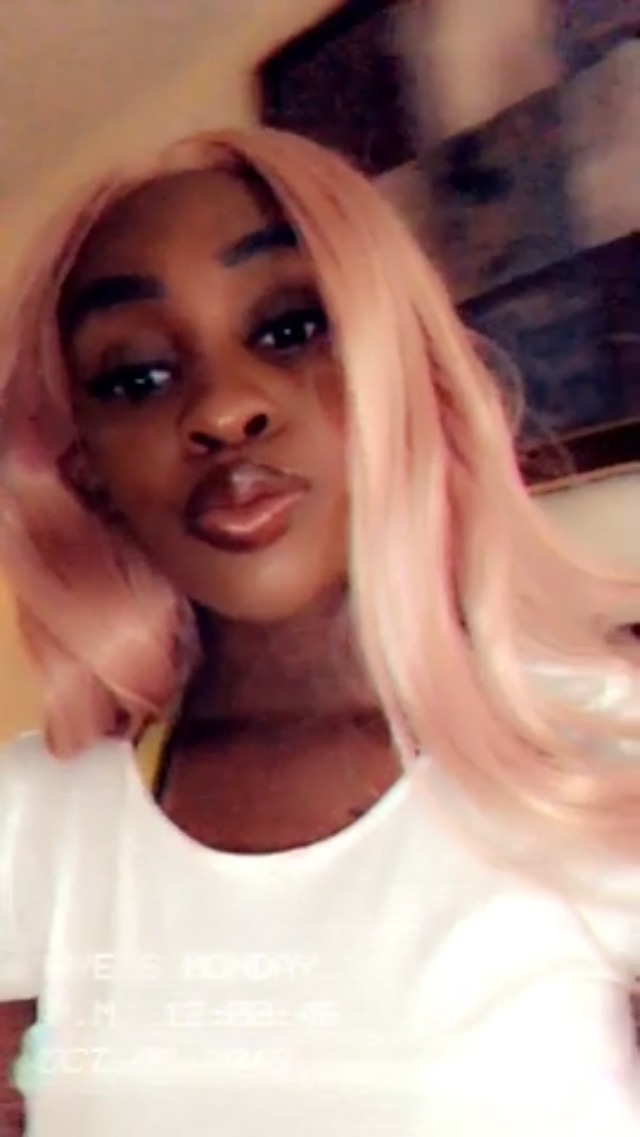 Amazon.com : xiweiya Rose Gold Wig Long Wavy Peach Pink  display picture 1