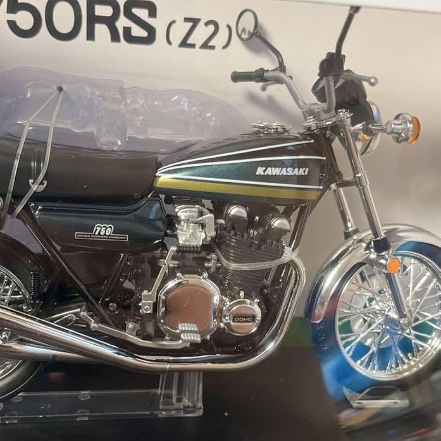Amazon.co.jp: 1/12 Z2 KAWASAKI 750RS 川崎カワサキ 玉虫ブルー