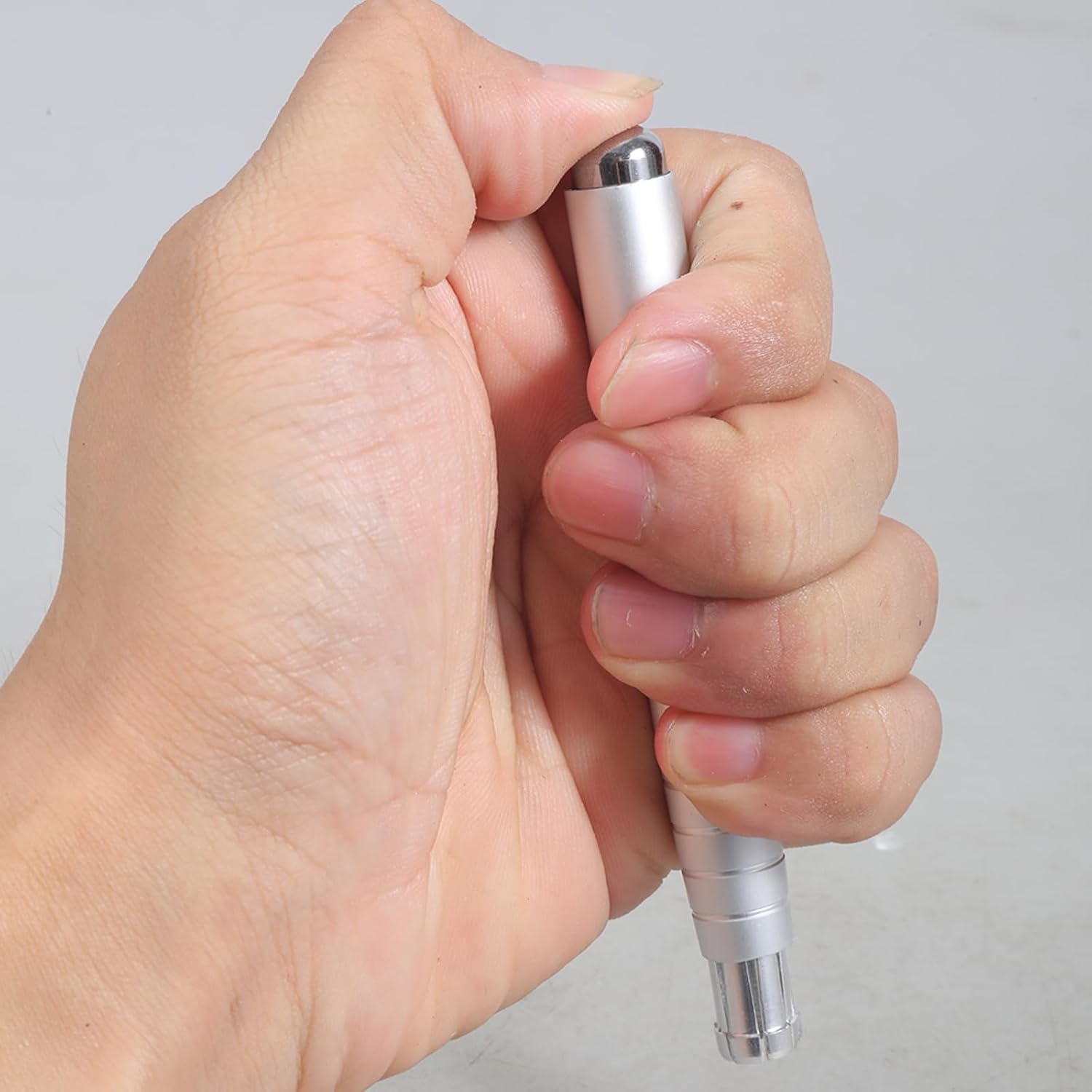 Retractable Pencil Lengthener Metal Pencils Extender for 7-7.8MM Diameter Pencils Toddler Ergonomic Writing Aid for Pencil Extender