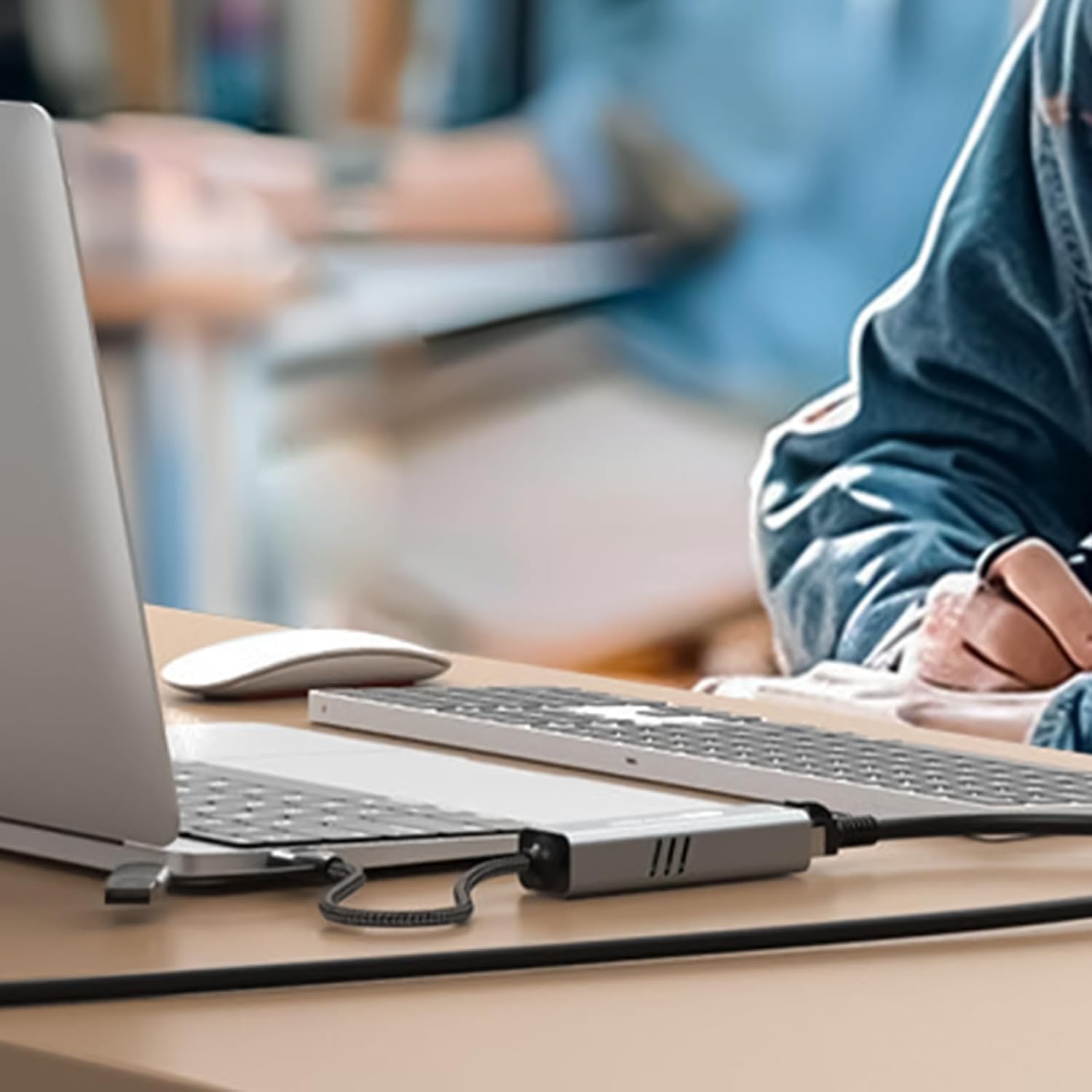 USB Type C - RJ45 イーサネット アダプタ 5Gbps 複数のプラットフォームでの高速で安定したインターネット アク