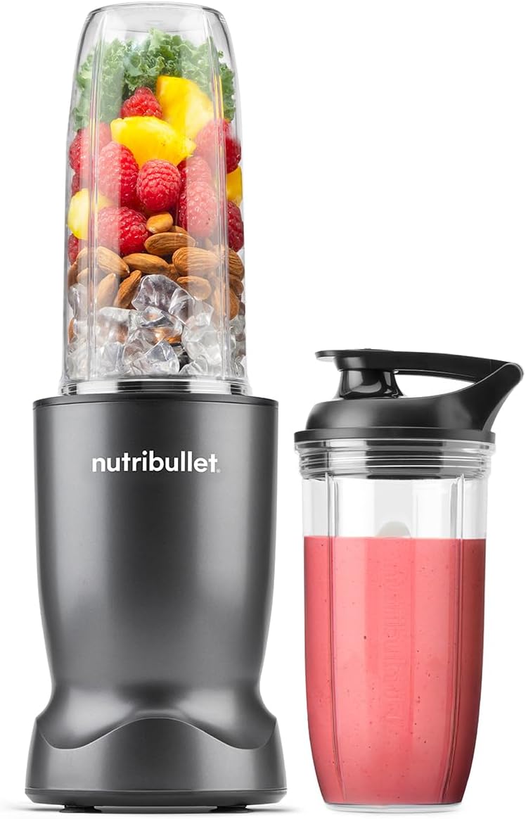 nutribullet Turbo Blender in Graphite – Powerful 1000W Motor Base & Rapid Extractor Blade – Easily Blends Frozen Fruit, Nuts & Ice – With 700ml & 500ml Cup & Lid to Go – For Smoothies & Juices