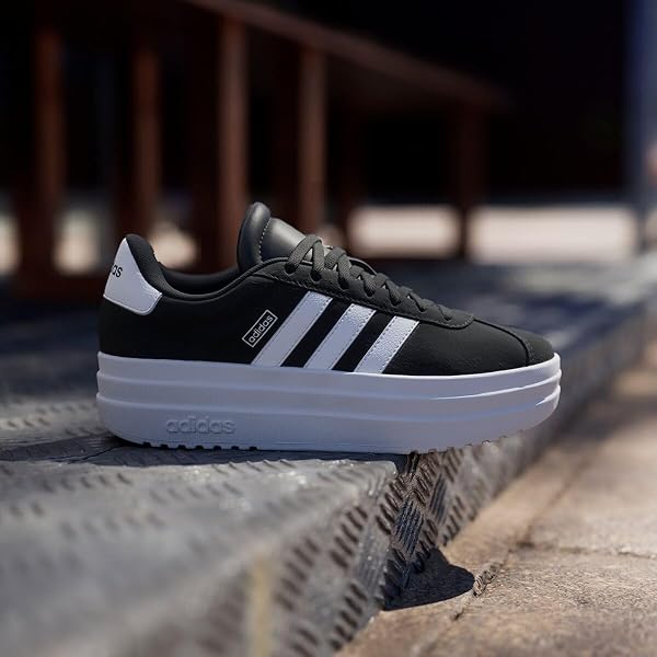 adidas Kids Scarpe VL Court Bold 22 EU Core Black Cloud White Cloud White - 1