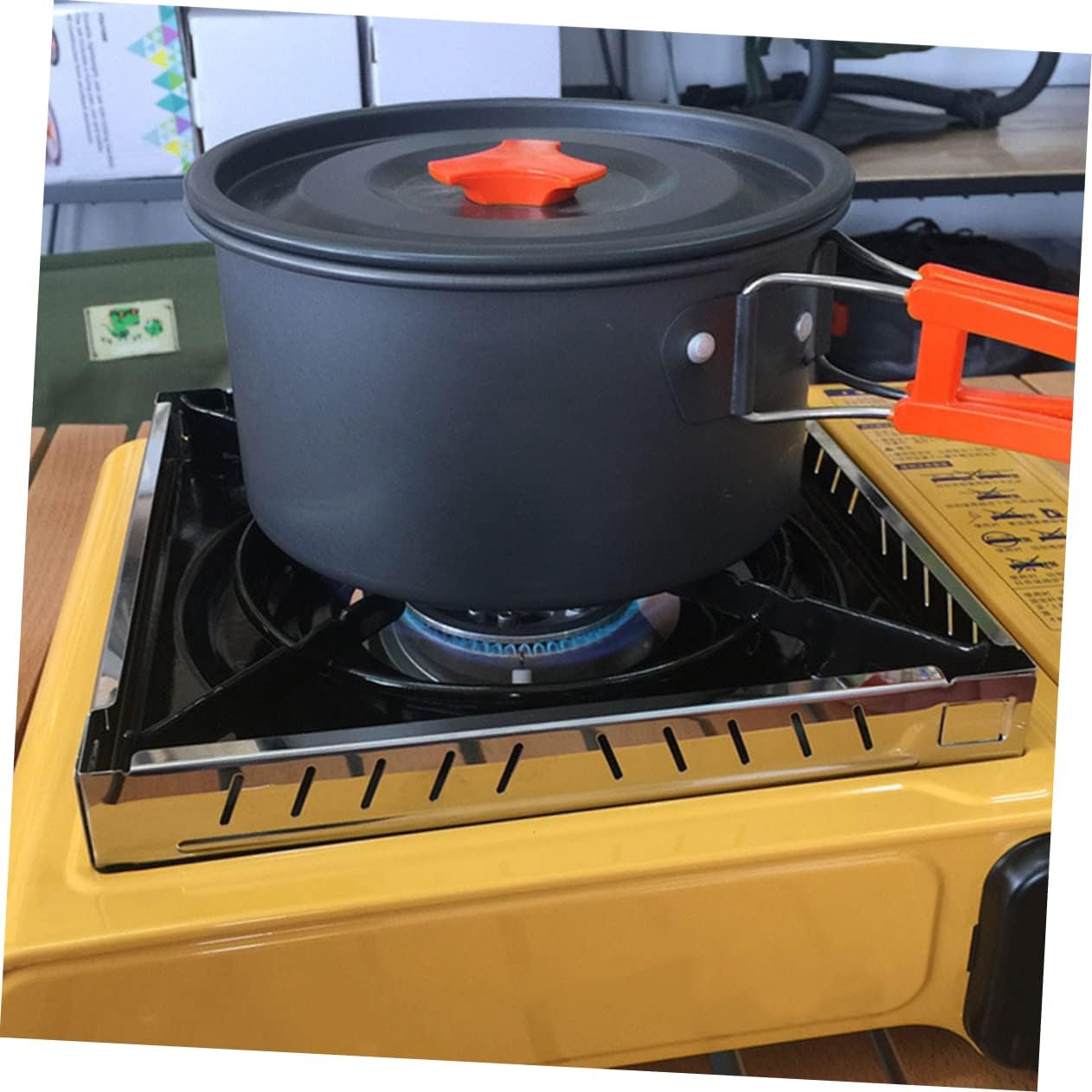 2Pcs Portable Windproof Camping Stove Windshield Lightweight Folding Wind Tool for Outdoor Cooking Efficient Heat Utilization Durable Design for Gas Stoves image 4