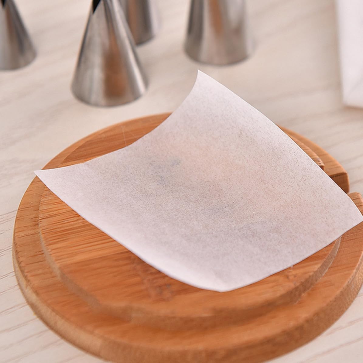 500 Sheets Paper Food Liners 7cm Baking Oil for Oven Use