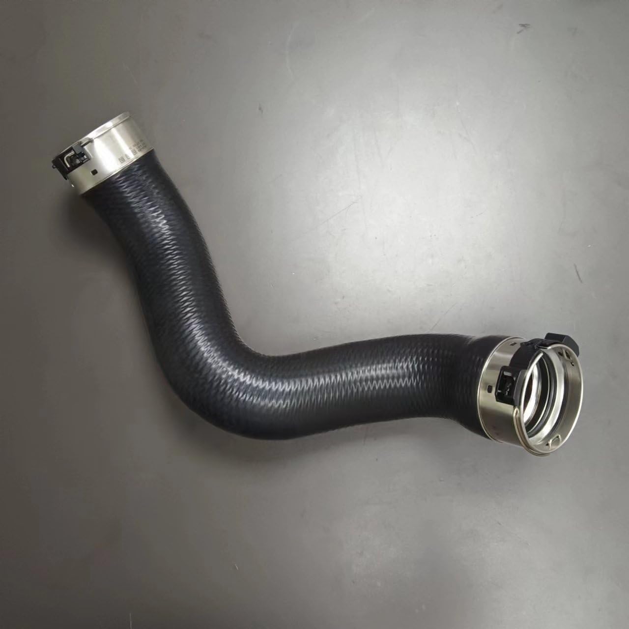 CAR INTERCOOLER TUBE 2045284582 204 528 4582