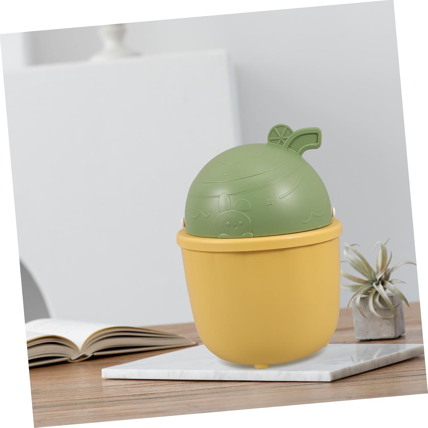 Cute Mini Trash Can Small Waste Basket for Desk Bedroom Kitchen and Bathroom Material for Use
