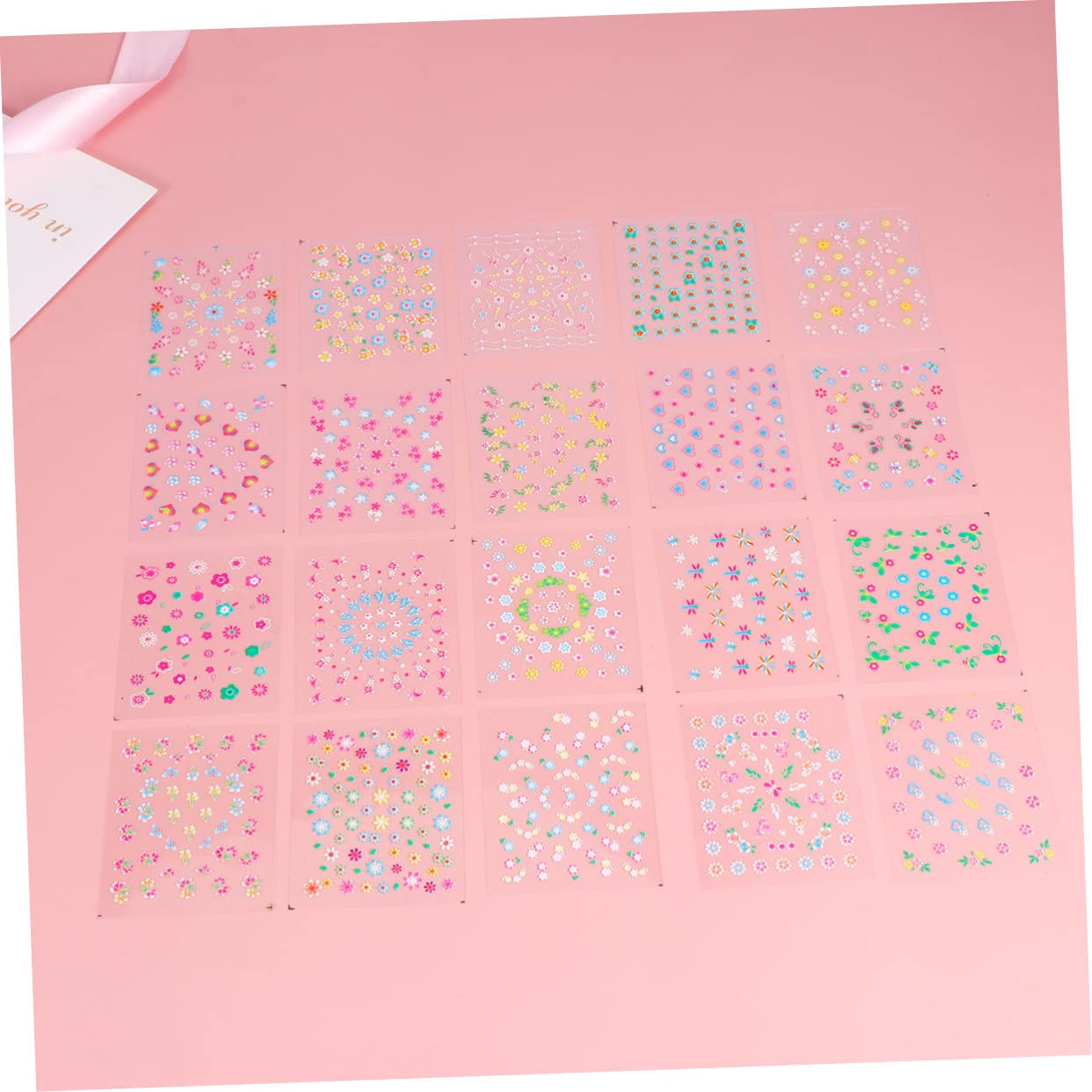 PACKOVE 3 Set Adesivi Per Unghie Creative Diy Decorazioni Nail Art Colorati Autoadesivi Per Manicure Per Donne E Ragazze 50 Pezzi*3