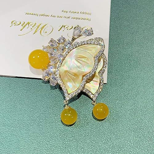 Image of Pearl Flower Brooch and Pins for Women Large Gold Luxury Elegant Pin Christmas Gift Jewelry