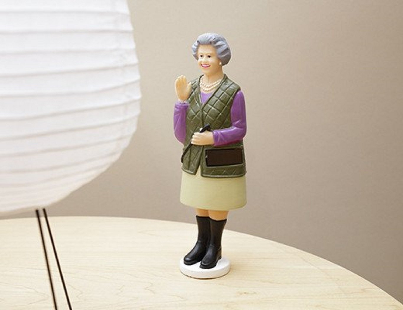 Amazon.co.jp: KIKKERLAND Solar Queen ソーラークイーン エクスト