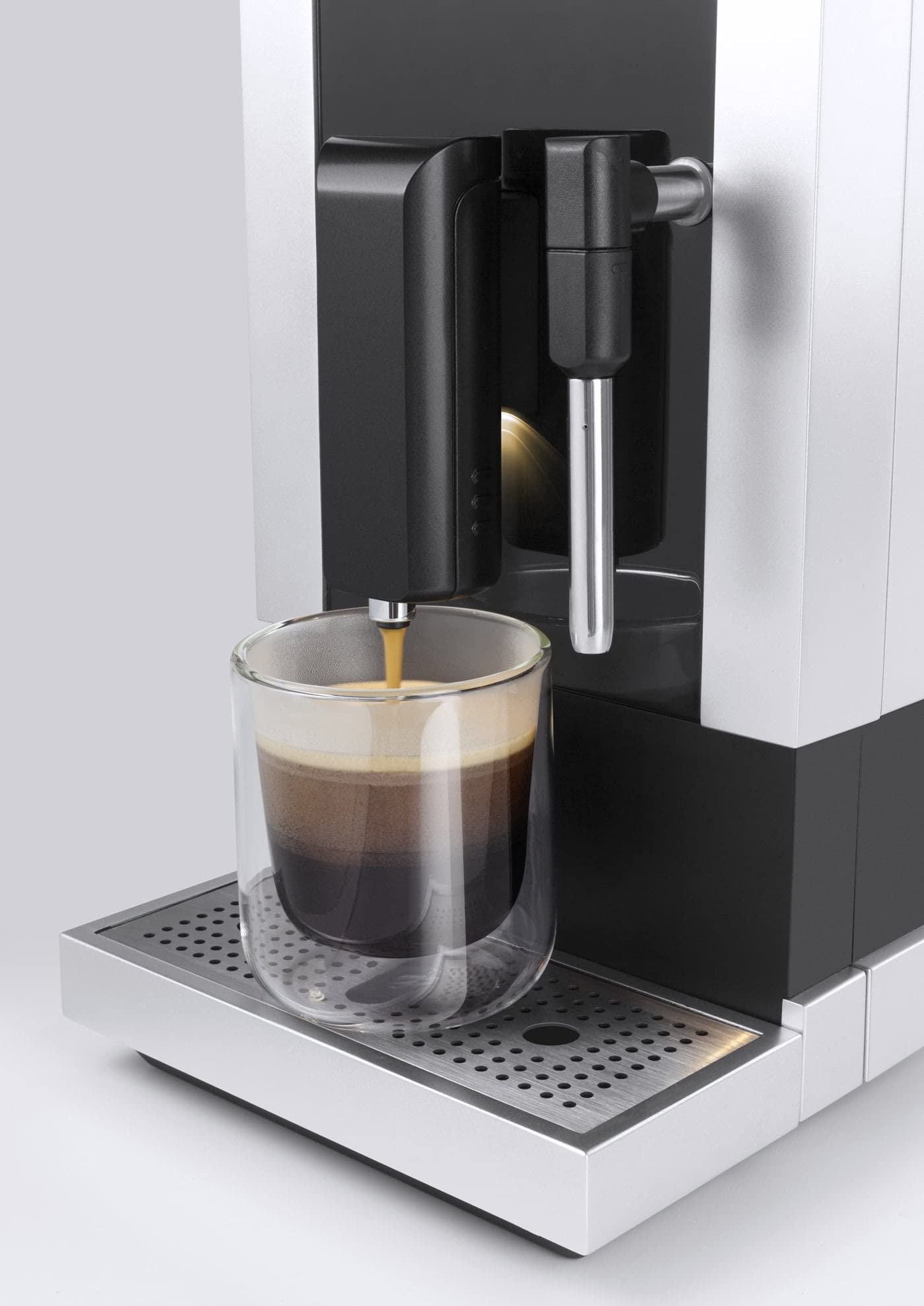 CASO Café Crema One - Macchina da caffè automatica, vincitore del test ETM, ugello per schiumalatte, macinino conico in acciaio inox extra silenzioso, grande contenitore per caffè espresso, cappuccino