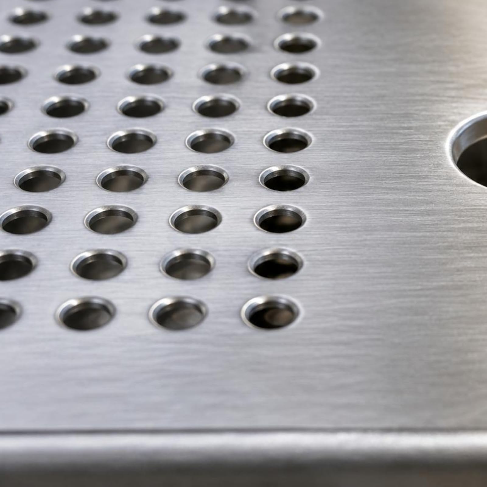 Plateau avec Grille Perforée Petit Plateau Égouttoir Compact Égouttoir à Vaisselle avec Bac à Gouttes pour Comptoir, 60 X 17,5 X 1,5 Cm