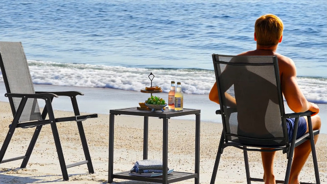 Amazon.com: Yaheetech Patio Dining Chairs Set of 2 with Armrests