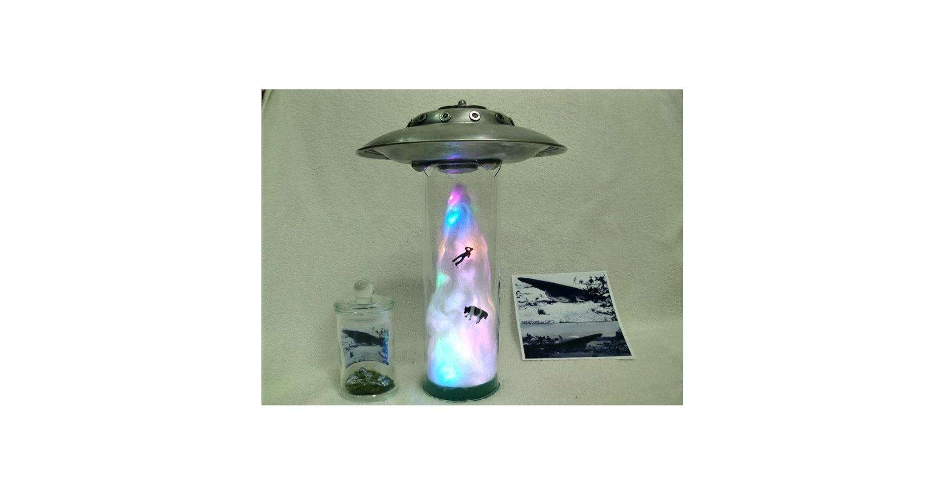 Amazon.co.jp: アダムスキー型金属製UFOフィギュアセット : おもちゃ