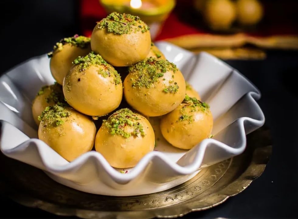 Festival Special Premium (Besan Ladoo 250g) Delicious Indian Traditional Sweets To Sweeten Up Your Celebration Best Gift For All Occasions Rakhi,NewYear,Diwali,Holi