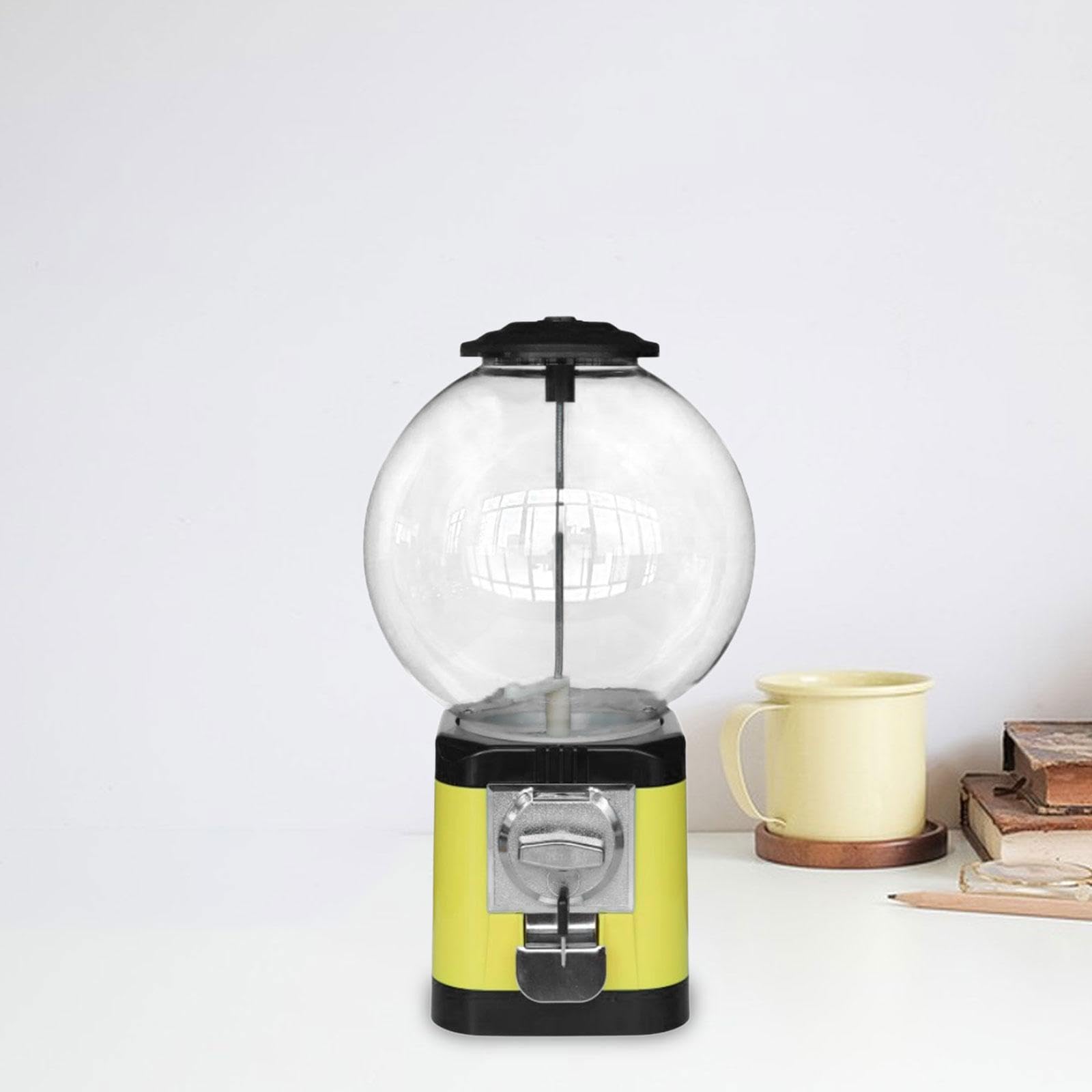 お菓子企業もコラボしてる自販機のおもちゃ😆💕 コインを入れるか、ICカード払いで商品が買える✨  ボタンを押す感触も面白いらしくて、飽きずに長くハマってる〜😂❤️‍🔥 これ、中身入れても楽しいの🥹 終わらなくなるけど🤣🤣 💡お菓子は個包装のもの推奨…笑  良かったら ...