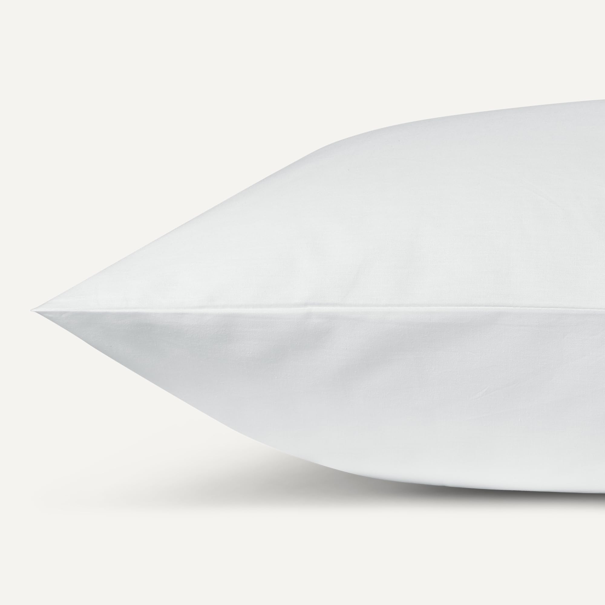 Amazon Basics Set Copripiumino Singolo in Cotone Organico, 2 Pezzi, Copripiumino da 135 x 200 cm e 2 Federe da 50 x 80 cm, Bianco