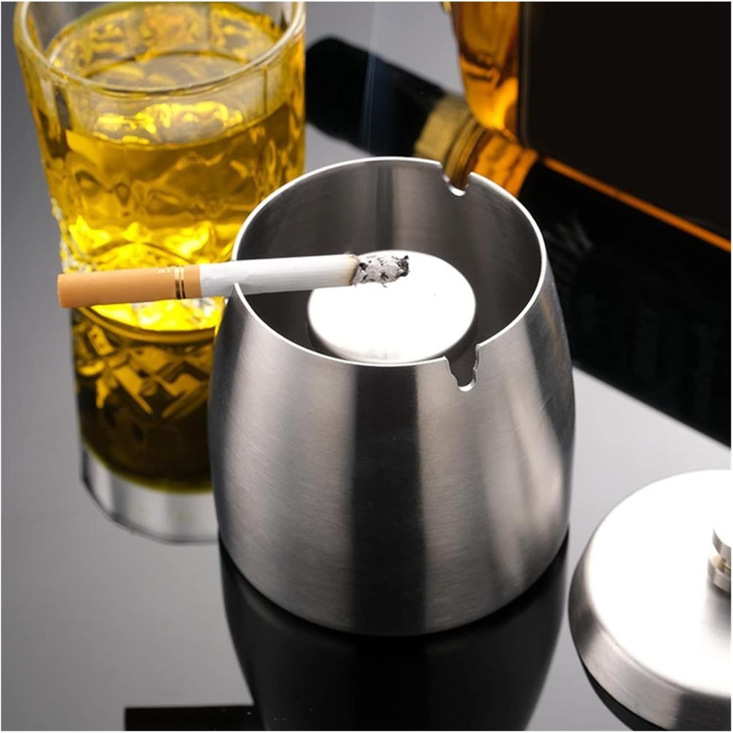 yaoqijie Reliable Office Ashtray Corrosion Resistant Ash Tray Detachable Storage Creative Funnel Windproof Car Ashtray Cup lasting (Color : Red One Size)