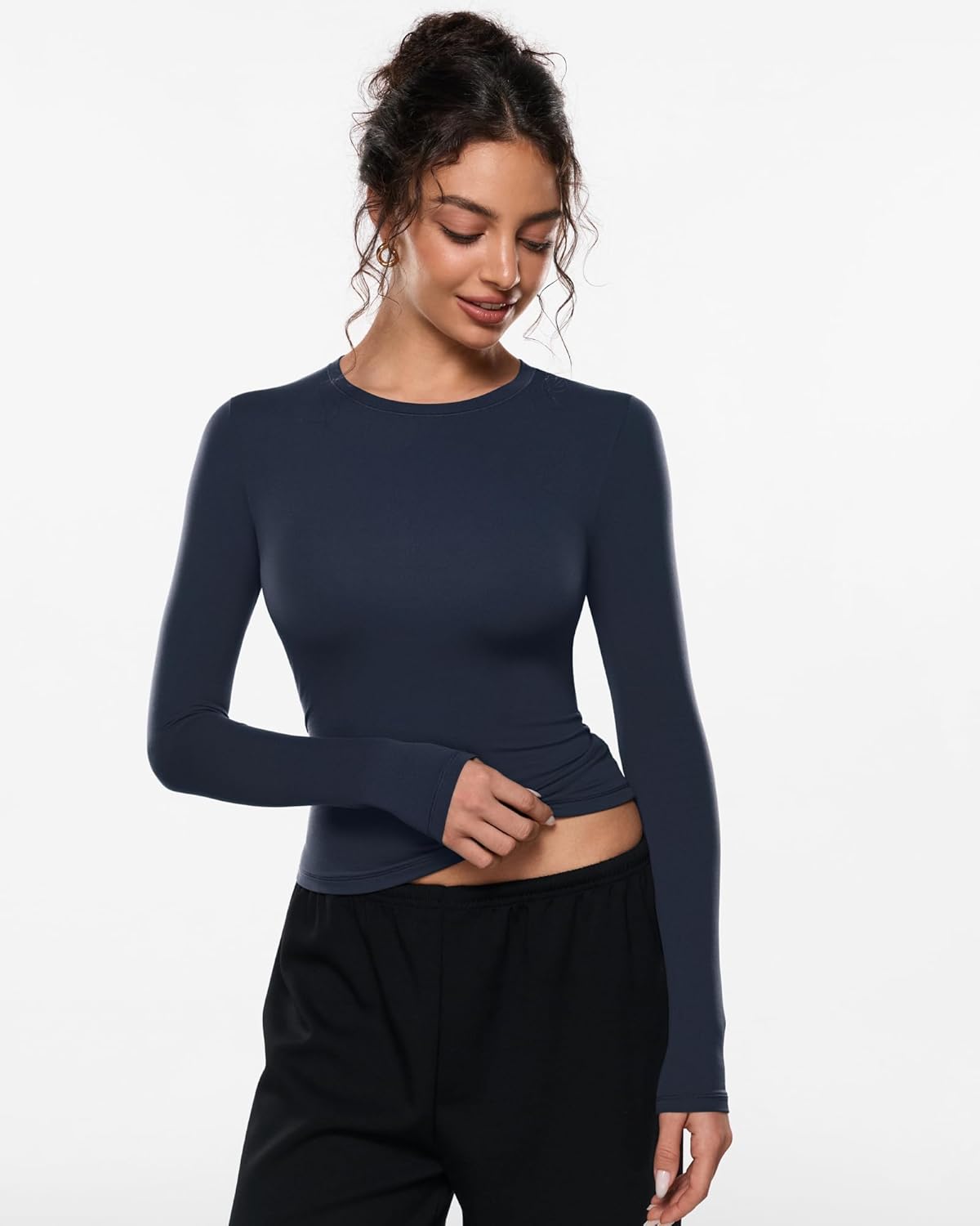 INLYRIC Women's Airsoft Long Sleeve T-Shirts Single Layer Crew Neck Basic Tees Slim Fitted Going Out Tops Trendy - Image 3