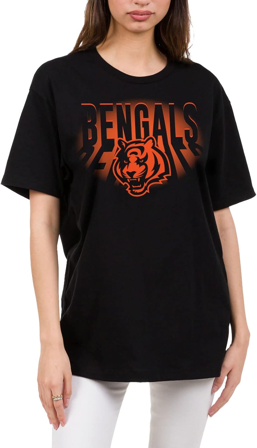 Junk Food Clothing x NFL - Team Spotlight - Short Sleeve Fan Shirt for Men and Women - Officially Licensed NFL Apparel