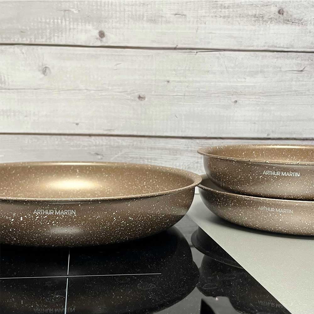 SHOP-STORY Set de 3 Poêles Arthur Martin en Aluminium avec Poignée Amovible - 20, 24, 28 cm - Tous Feux Dont Induction - Revêtement Anti Adhérent