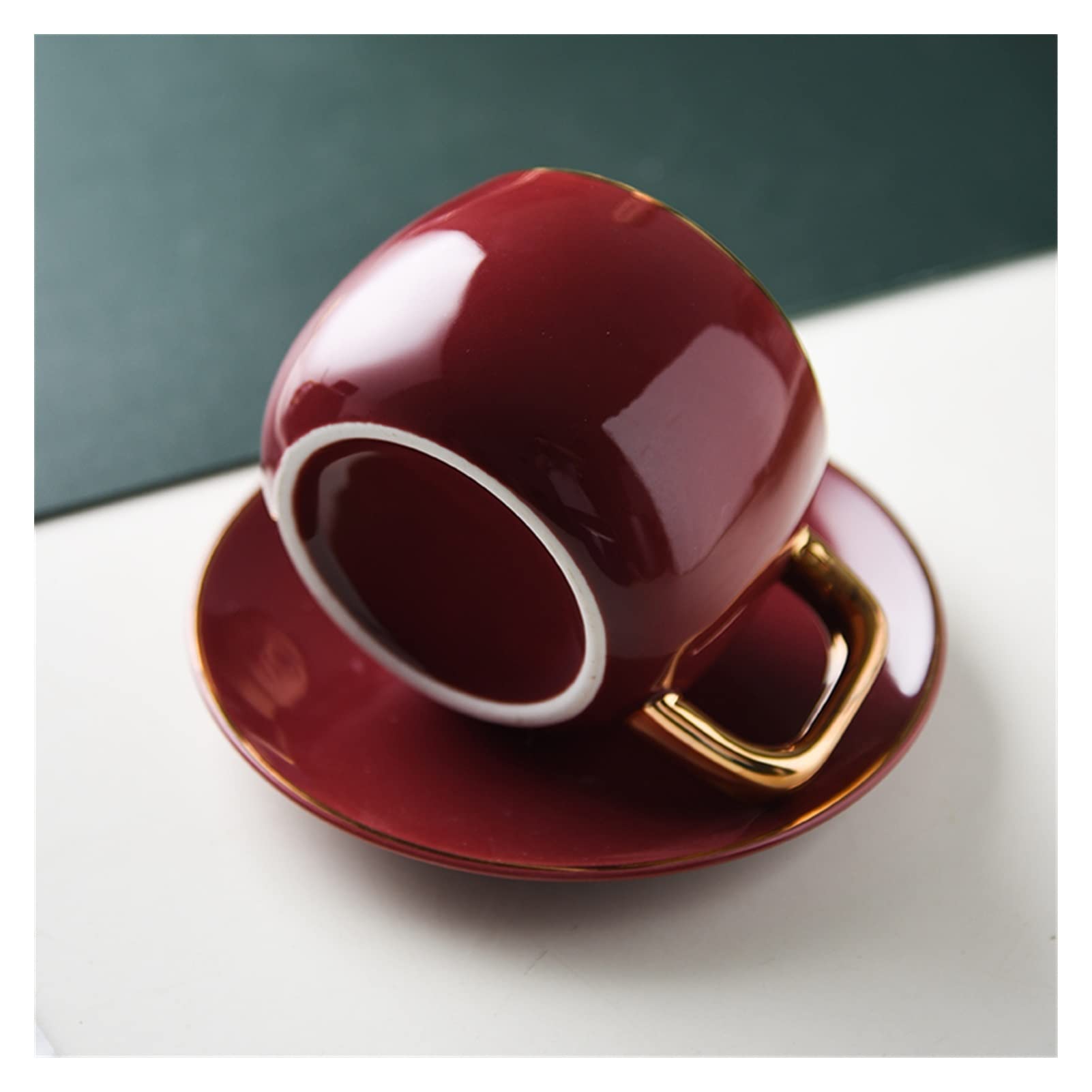 Tazze Caffe Modern Design Porcellana Tazza di caffè e piattino Ceramica semplice Tazza semplice Light Luxury Espresso Drinkware for il tè Set Tazzine Caffè (Color : Red)
