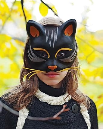 Qavctw 16PCS DIY White Masks Paper Cosplay Christmas Party Mask Unpainted Plain Craft Masquerade Masks for Christmas Mardi Gras Party Mask