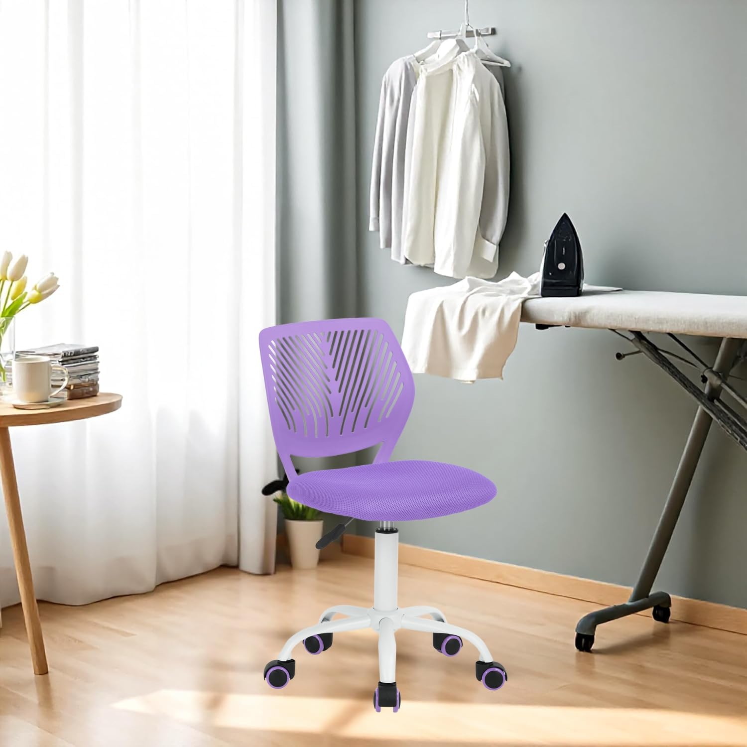 HOMYLIN 1 chaise de repassage avec roulettes, chaise ergonomique réglable en hauteur, parfaite pour scène de repassage, buanderie, salle de couture, violet