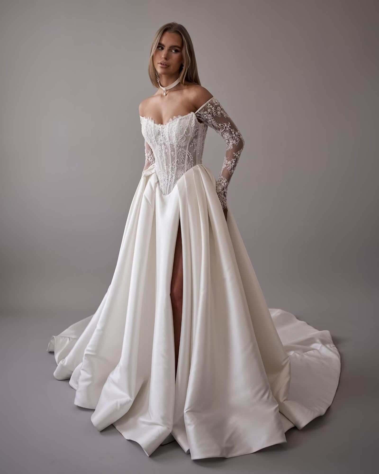 HUINI Schulterfreies Satin Hochzeitskleid für die Braut mit Langen Ärmeln A-Linien Spitzenapplikation Brautkleid und Schleppe