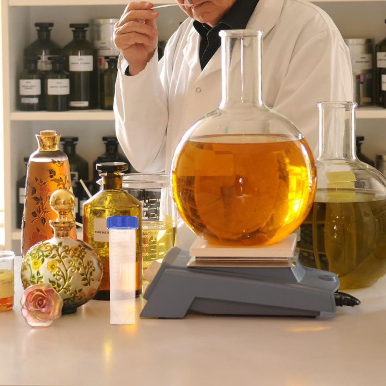 Ciieeo 50 Tubos de Centrífuga de 50Ml con Base Plana y Tapones de Plástico con Rosca, Portátiles y Compactos para Laboratorio Científico