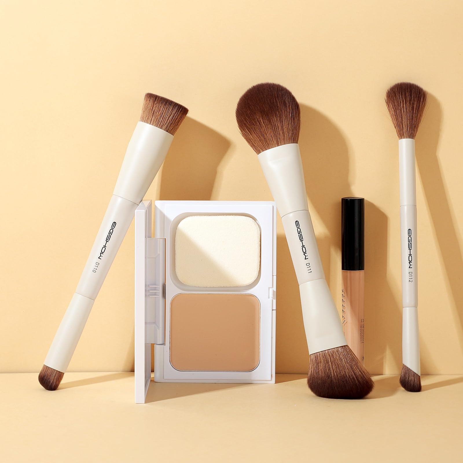 EIGSHOW Set di Pennelli per Trucco, Set Pennelli Make Up da 3 Pezzi, Set Pennelli Trucco con Due Estremità, Viso in Fibra Sintetica Morbida, Adatti per Polveri Liquide e Cremose, Beige
