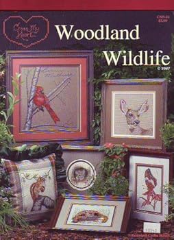 Paperback Woodland Wildlife: Counted Cross Stitch Book