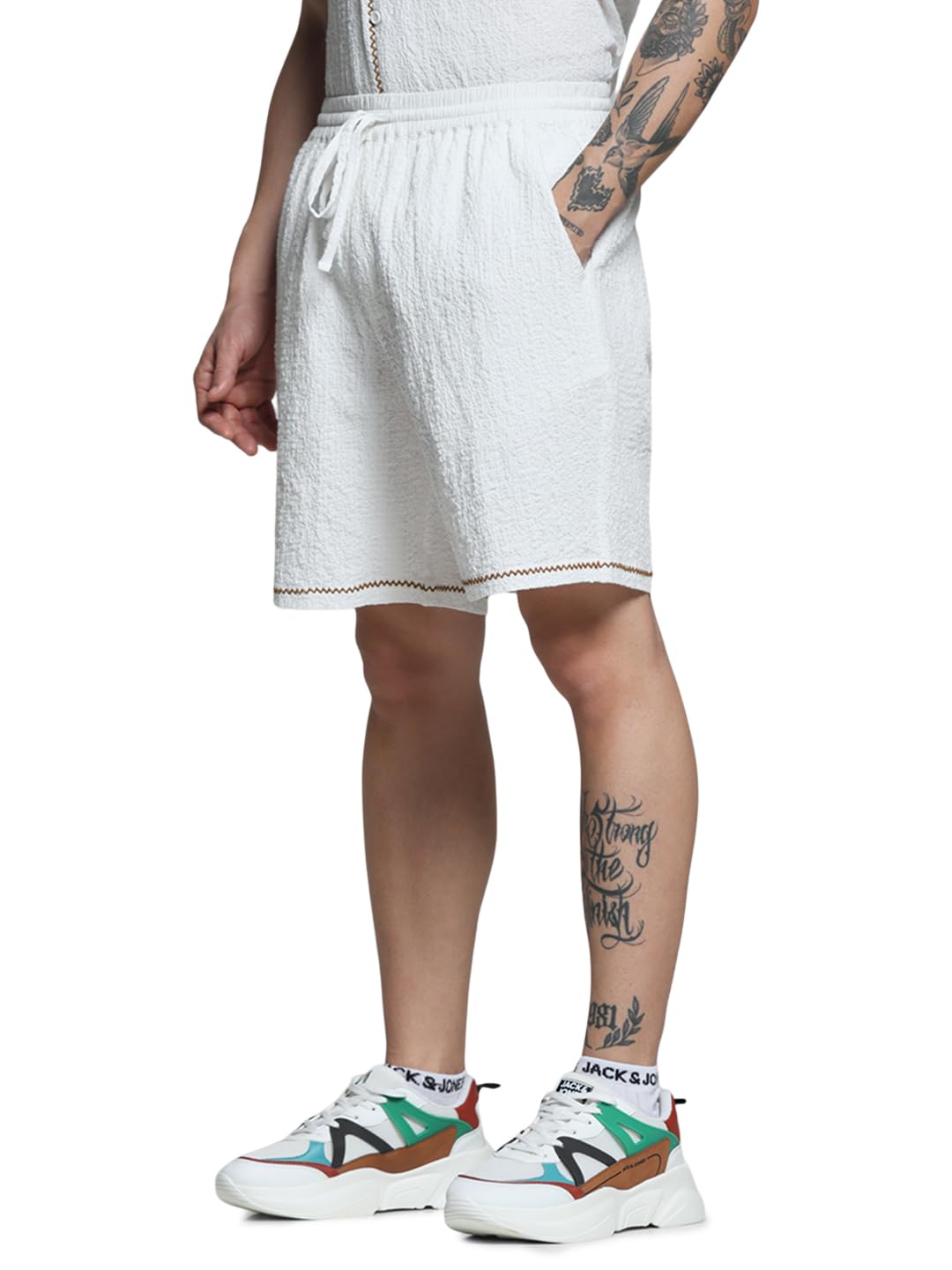 Men Regular Fit Low Rise White Shorts