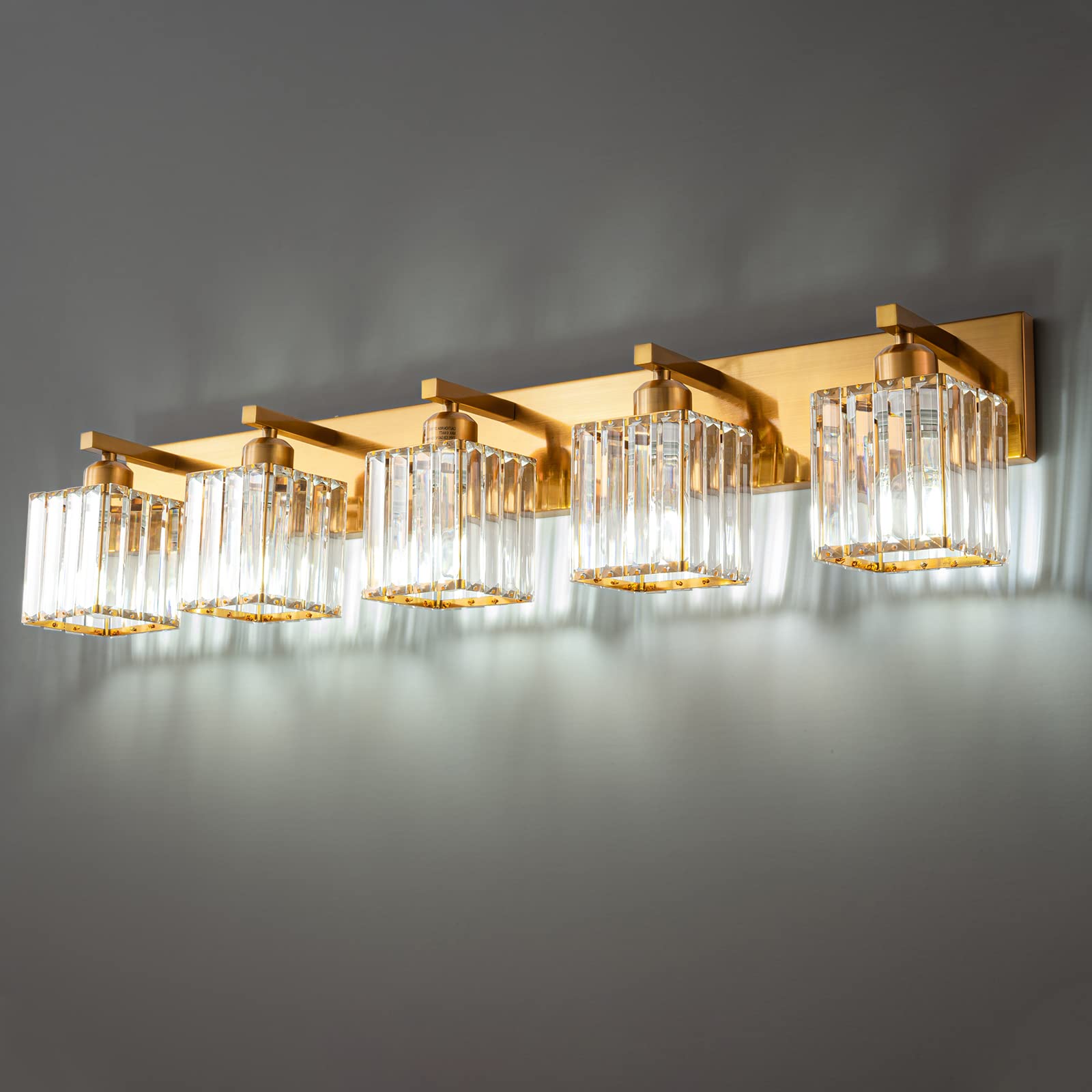 FDPBY Modern Bathroom Vanity Light 5-Lights Modern Gold Brushed Brass Finish Crystal Bathroom Wall Light Bathroom Vanity Light Fixturesâ€¦