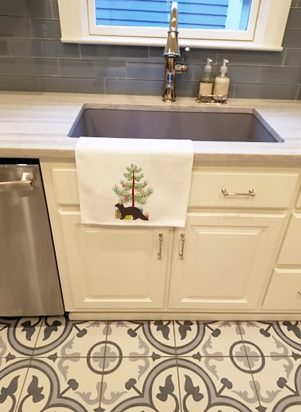 Caroline's Treasures Sable Marten - Set di 2 strofinacci da cucina natalizi, colore: Bianco