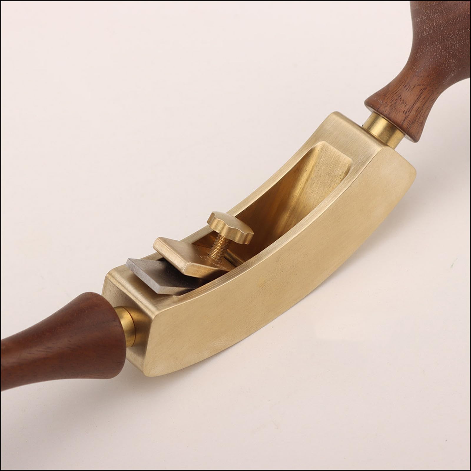 Mini Pialla per Legno, Pialla in Rame con Fondo Ad Arco per Lavorazione del Legno, Impugnatura Comoda, Compatta E Portatile, con Contenitore Bianco + Base, per Lavori di Falegnameria Fai da Te
