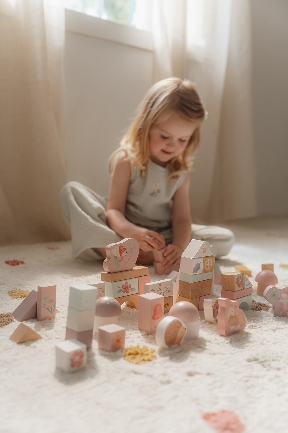 Little Dutch 7345 bloques de construcción de madera FSC 50 unidades en caja – Fairy Garden rosa