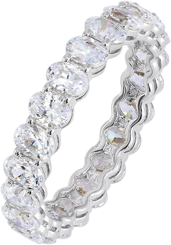 Anillo llamativo apilable con circonita cúbica chapado en oro de 14 quilates
