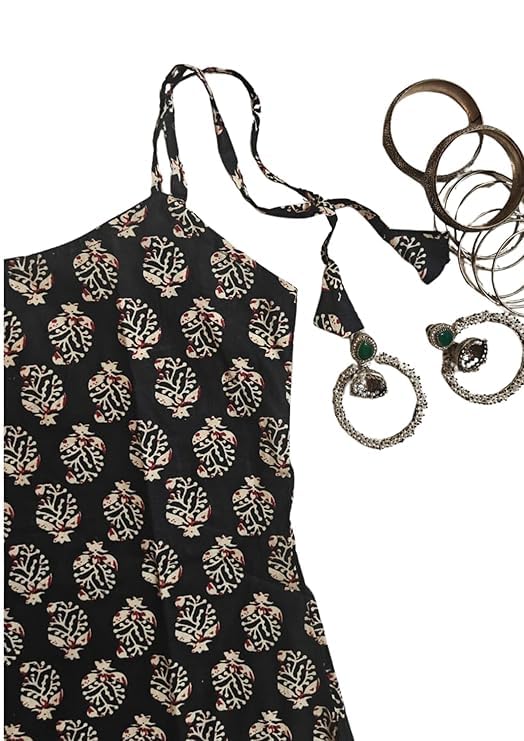 Image of Women's Sleeveless Ajrak Print Kurti - Pure Cotton, Straight Fit Cambric Jaipuri Printed Kurti