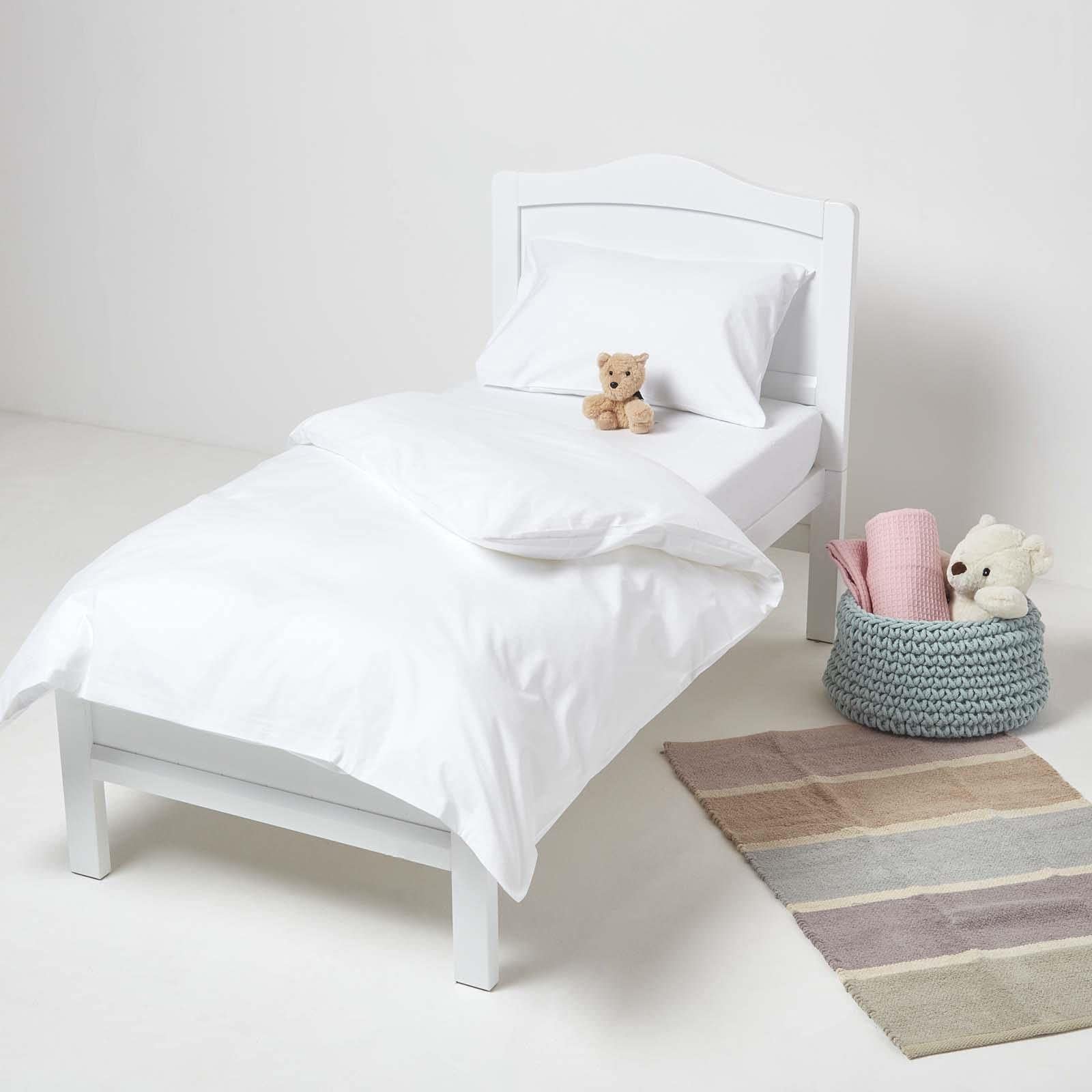 HOMESCAPES Sábanas bajeras blancas para cuna de 60x120 cm, paquete de 2 unidades, 100% algodón egipcio, suave, hipoalergénica, con falda totalmente elástica, 200 hilos, equivalente a 400 hilos