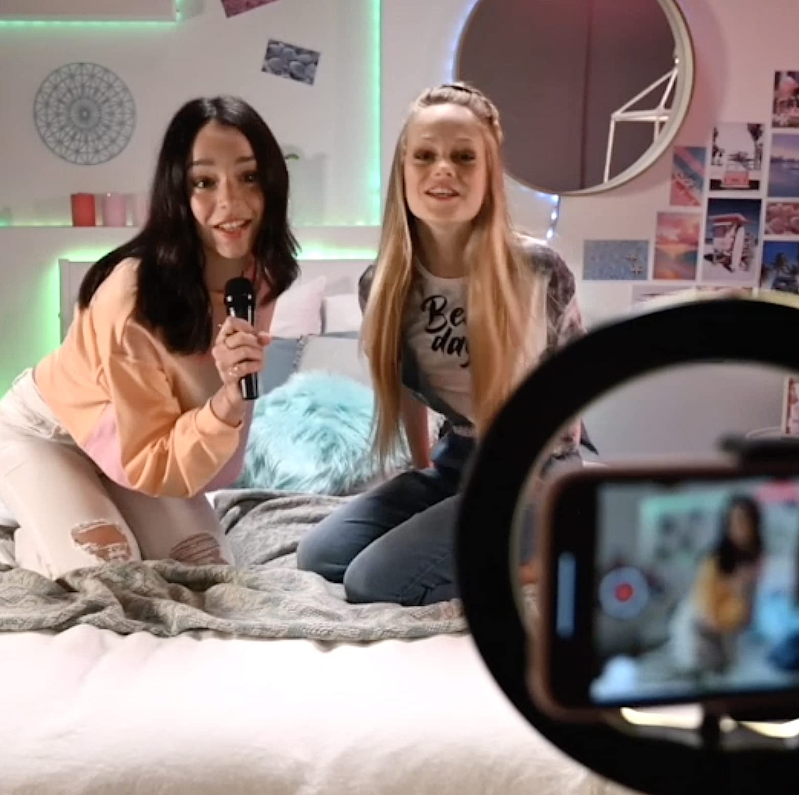 Kit de Video LED Deluxe, Tira de luz LED de 5 m, Anillo de luz LED + trípode, Pantalla Verde XL, TikTok/Youtube/influencers. para Mayores de 8 años