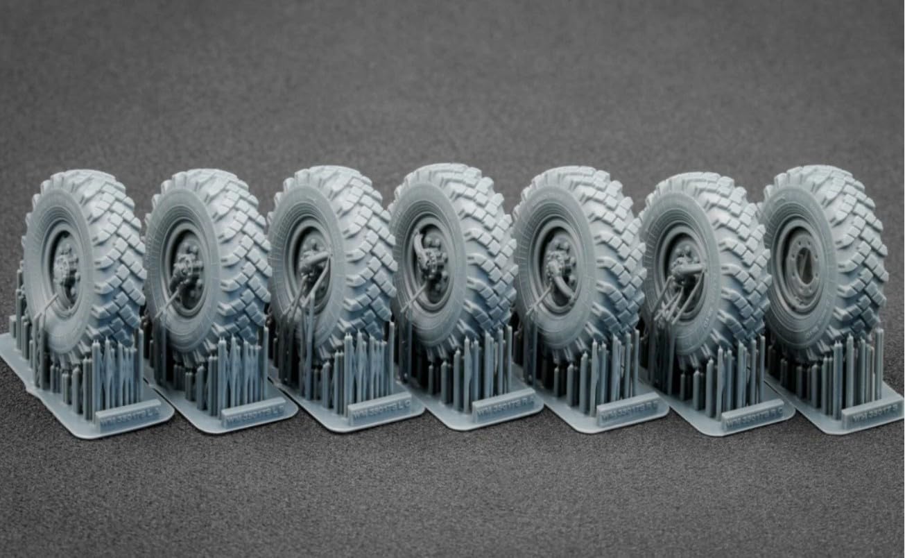 WM-35017S 1/35 ZIL 131 Sagged Wheel Set for ICM ScaleX Resin kit