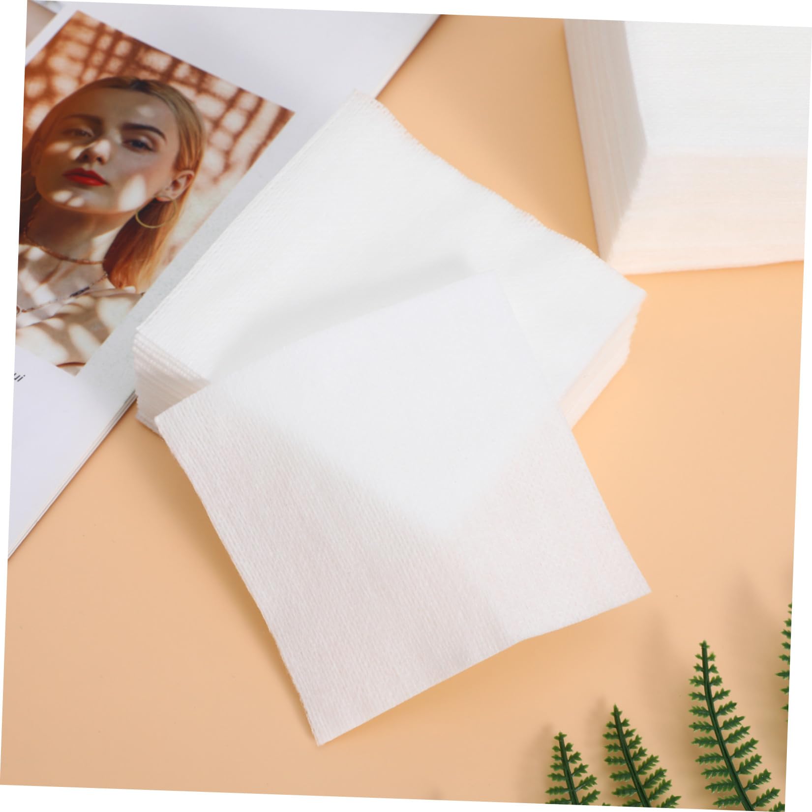 400 Stück Einweg Vliesstoff Kosmetik Reinigungspads 10x10cm Weich Atmungsaktiv Abschminktücher für Frauen Gesichtsreinigung
