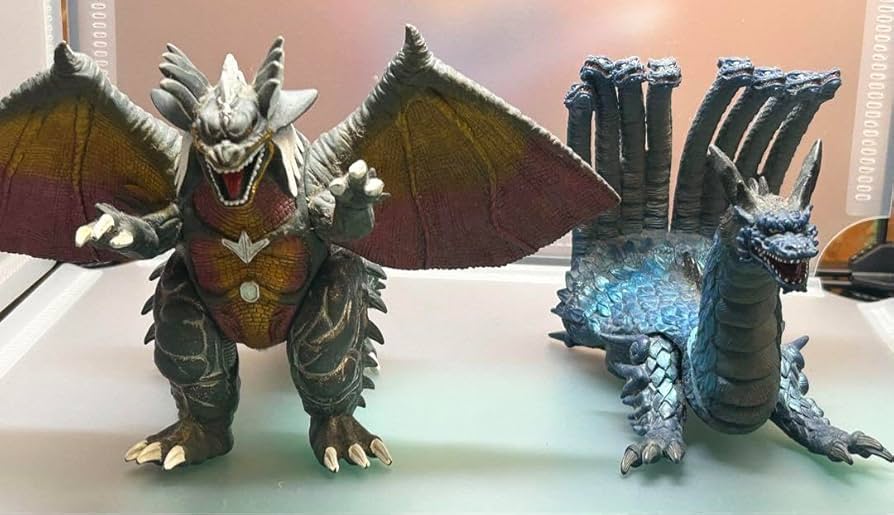 Amazon.co.jp: バンダイウルトラ怪獣シリーズ ゾグ ミズノエノ