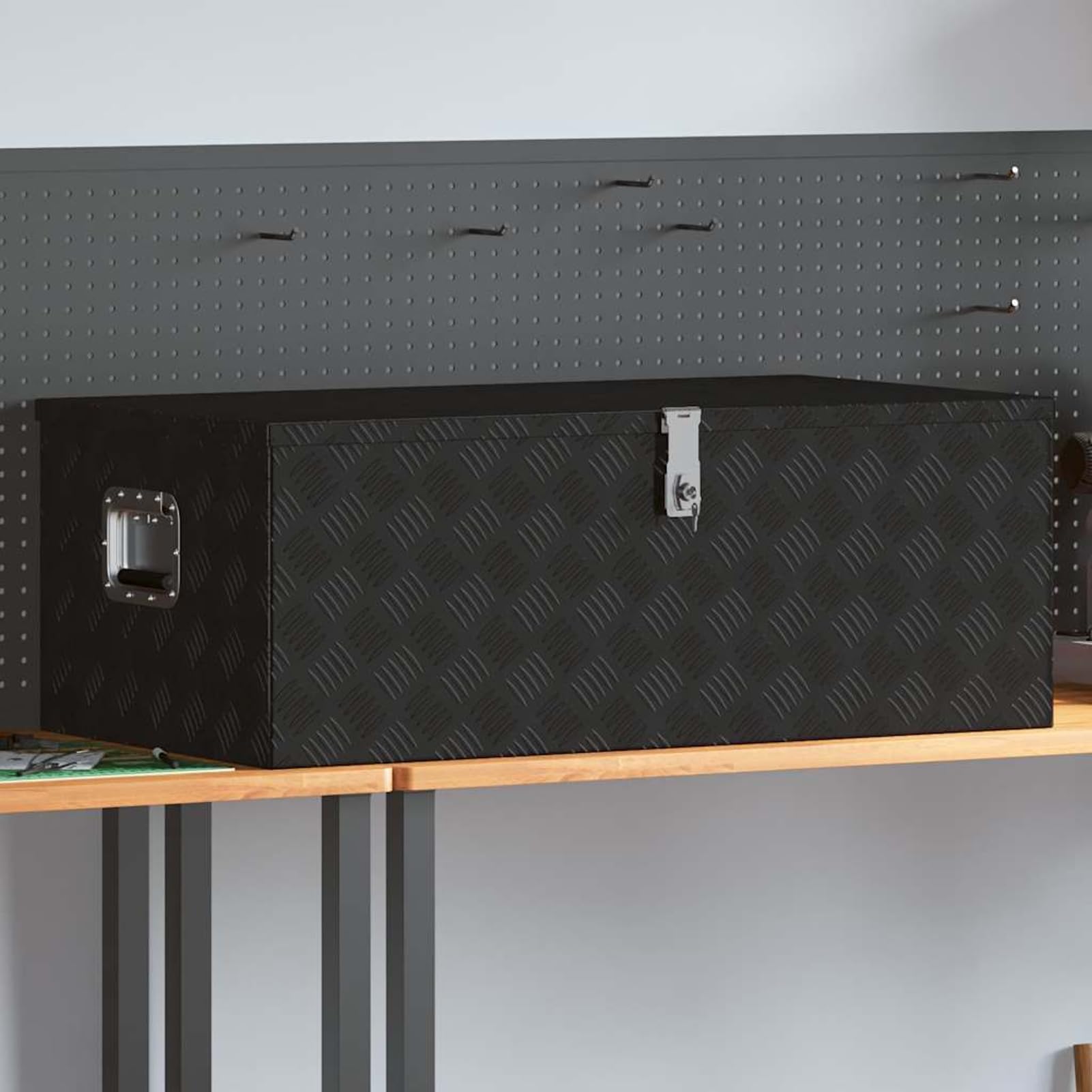 Gecheer Caja de Almacenaje de Aluminio para Herramientas - Resistente al Óxido, Seguridad con Cerradura, Diseño Compacto y Ligero - 100 x 55 x 37 cm Modelo LYKLRZJ-152257ES