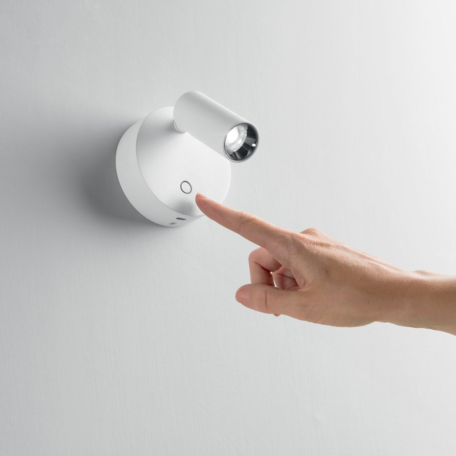 Ideal Lux applique moderna 1 luce LED integrato bianca metallo