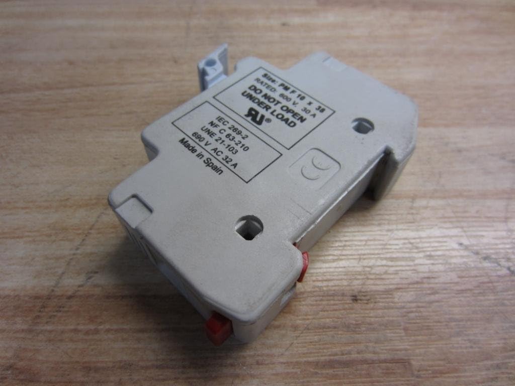 DF ELECTRIC 480032 690VAC/DC, Fuse Holder, 10 X 38 PMF, Discontinued by Manufacturer, 1 Pole, DIN Rail Mount, 32 AMP