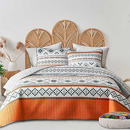 FlySheep 3-Piece Lightweight Geometric Boho Full Queen Quilt Set, Orange and White Bohemian Tribal Pattern Summer Bedspread Coverlet, Brushed Microfiber for All Season - 92  x 90 