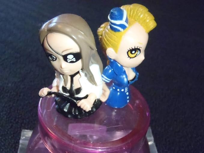 Amazon 安室 奈美恵 フィギュア系 ツアーグッズ ストラップ 60s 70s 80s Play フィギュア ドール 通販