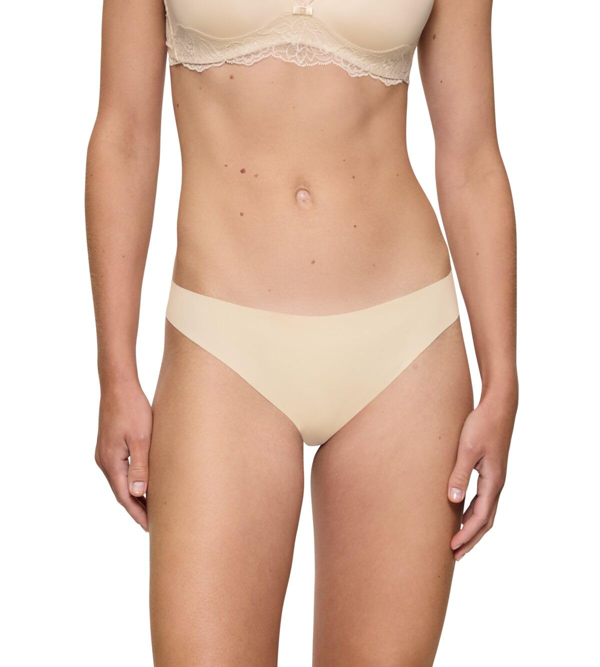 Triumph Women's Creamy Dream Pretty Micro String Underpants, Beige, L